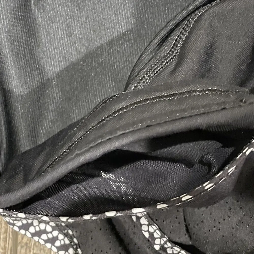 Lululemon Real Quick Perforated Shorts Monochromatic Black White Running Size 4